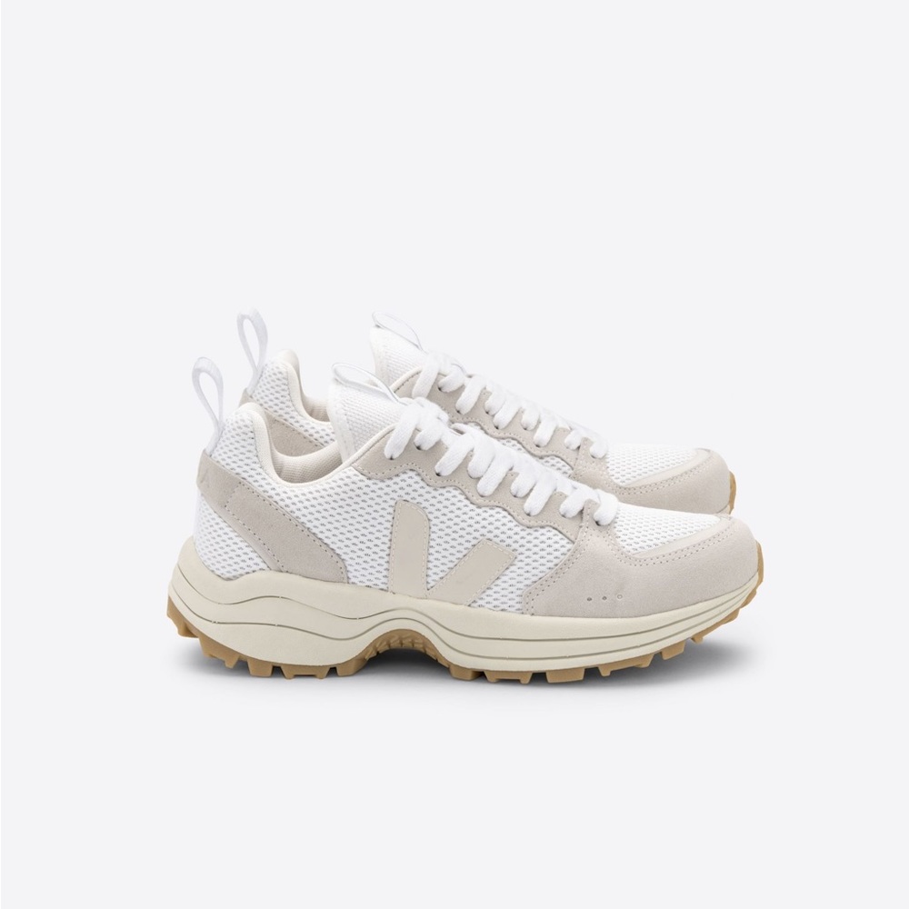 Veja Venturi Alveomesh White Pierre Natural New In Box size US 9